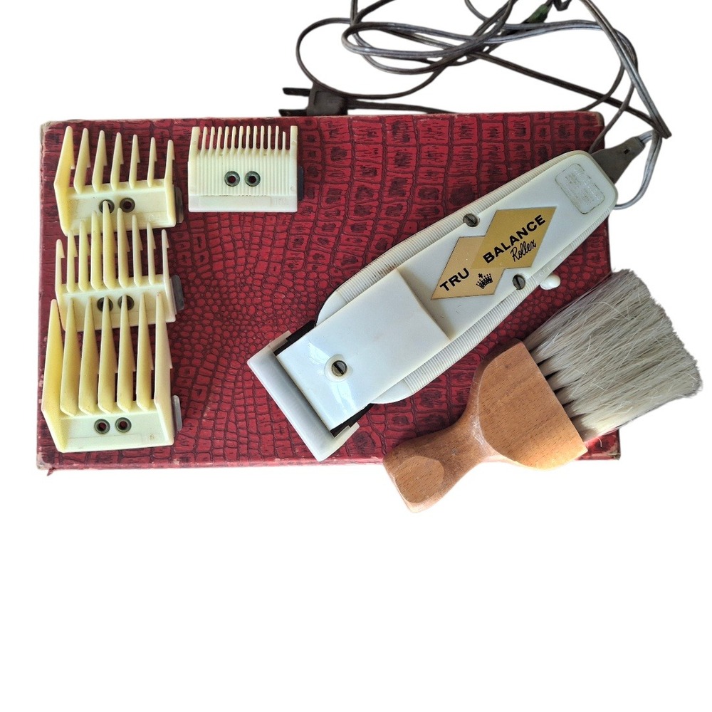 Vintage Tru Balance Rollex Electric Hair‎ Clipper Set Mid Century Barber Kit Red - Picture 2 of 3